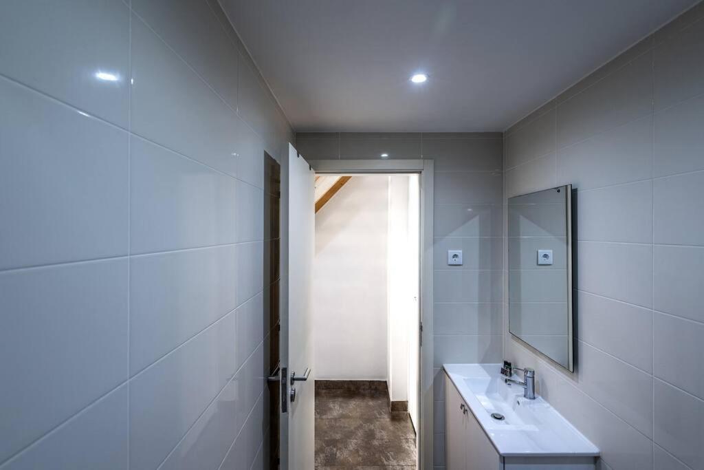 Cozy Ground Floor Studio With Ac And Loft Bedroom Lisboa Exterior foto