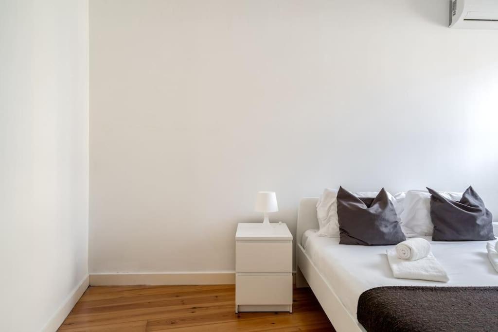 Cozy Ground Floor Studio With Ac And Loft Bedroom Lisboa Exterior foto