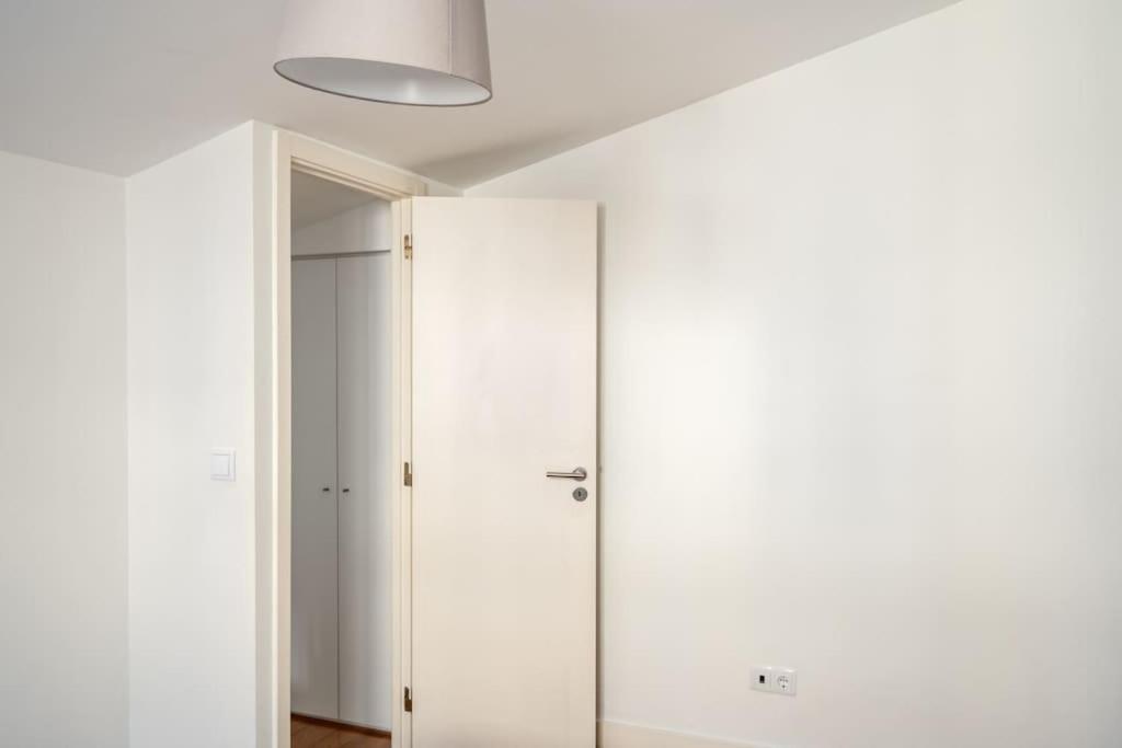 Cozy Ground Floor Studio With Ac And Loft Bedroom Lisboa Exterior foto