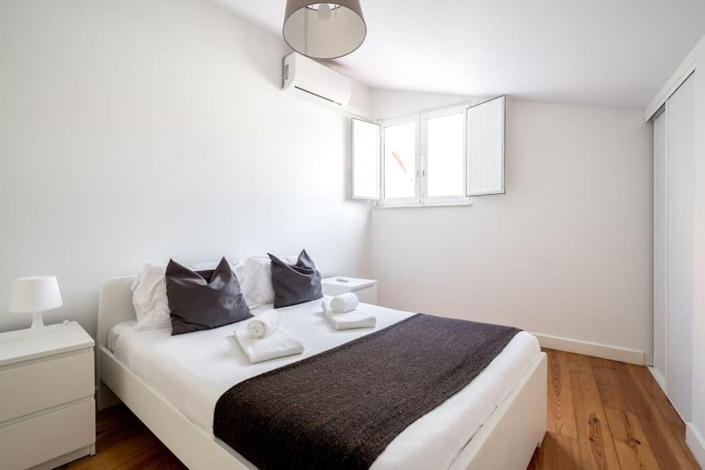 Cozy Ground Floor Studio With Ac And Loft Bedroom Lisboa Exterior foto